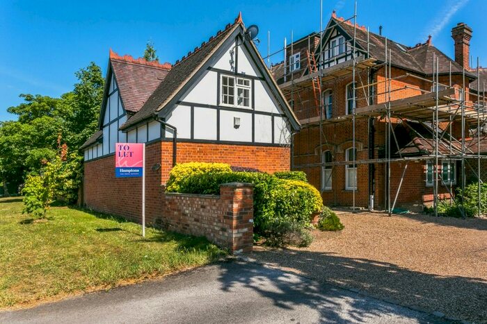 2 Bedroom Cottage To Rent In Boyn Hill Avenue, Maidenhead, SL6