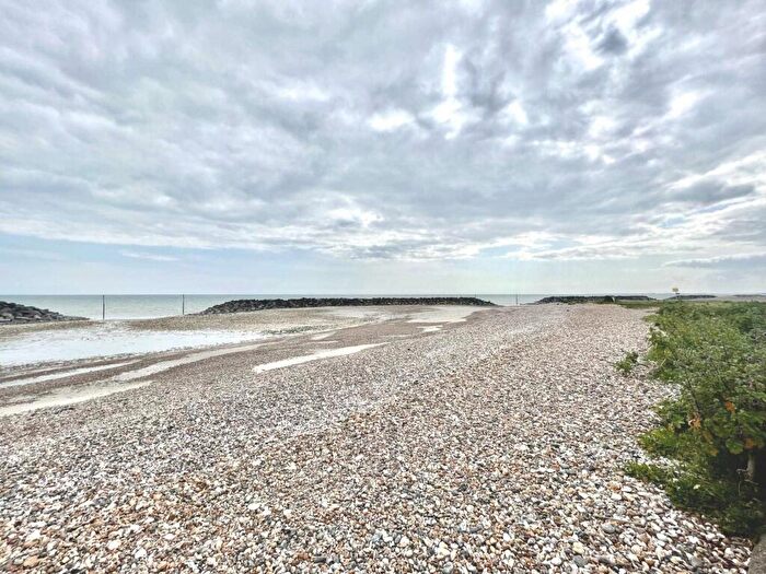 4 Bedroom House To Rent In Manor Way, Elmer, PO22