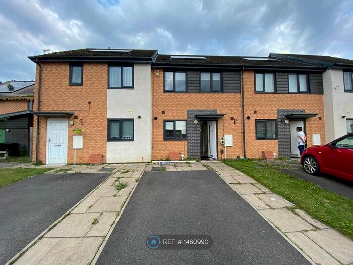 2 Bedroom Terraced House To Rent In Colwyne Place, Newcastle Upon Tyne, NE5