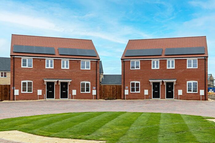 3 Bedroom Semi-Detached House For Sale In Harrington Drive, Peterborough, PE6