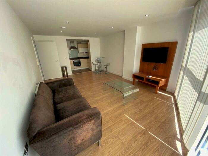2 Bedroom Flat To Rent In Hill Quays, Block B, Commercial Street, Manchester, M15