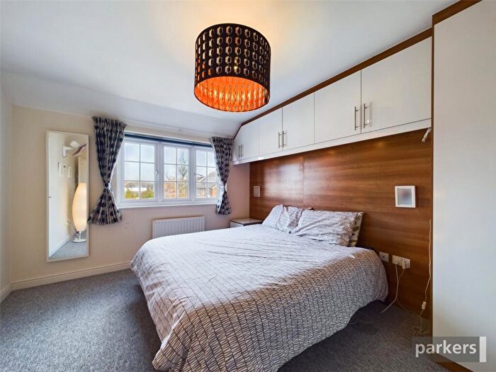 4 Bedroom Detached House For Sale In Messenger Road, Woodley, Reading, Berkshire, RG5