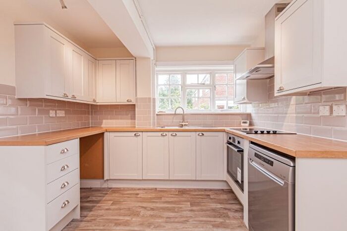 3 Bedroom Semi-Detached House To Rent In Rectory Cottage, Adwell, OX9