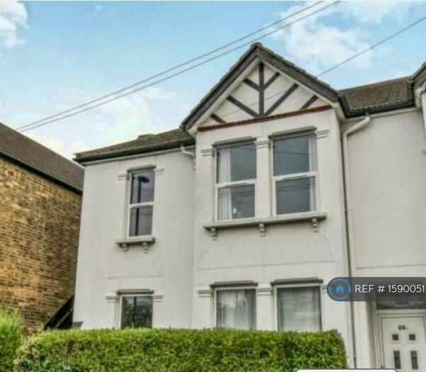 2 Bedroom Flat To Rent In Siddons Road, London, SE23