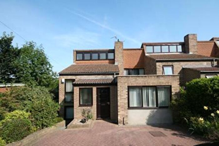 6 Bedroom House To Rent In Kepier Heights (L), DH1