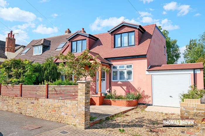 5 Bedroom Semi-Detached House For Sale In Craven Road, Orpington, BR6