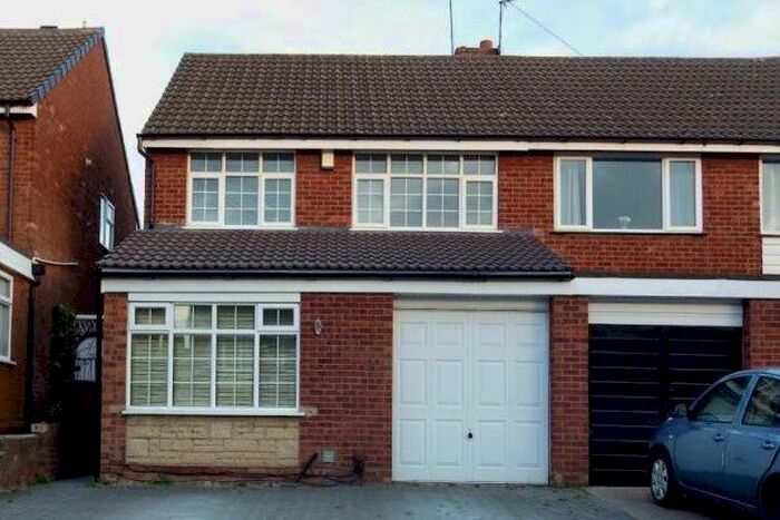 3 Bedroom Property To Rent In Haddon Crescent, Willenhall, WV12