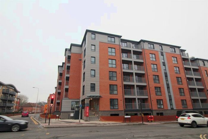 2 Bedroom Penthouse To Rent In Silver Street, Reading, RG1