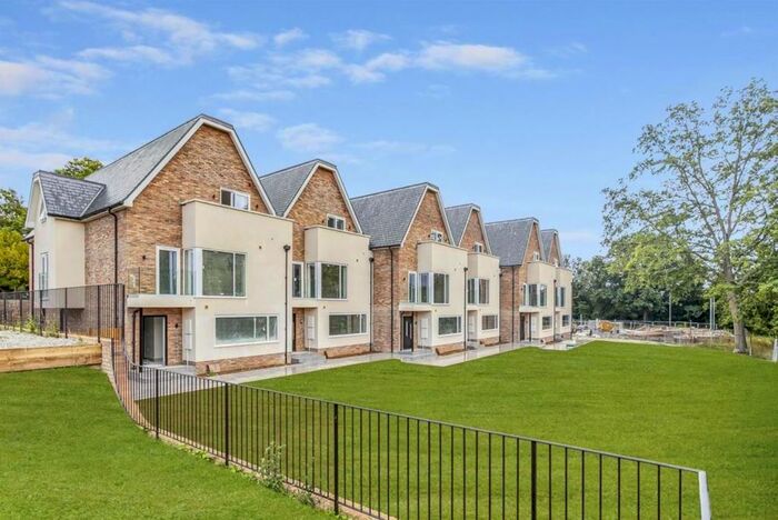 4 Bedroom End Of Terrace House To Rent In Hastings Road, Hawkhurst, Cranbrook, TN18