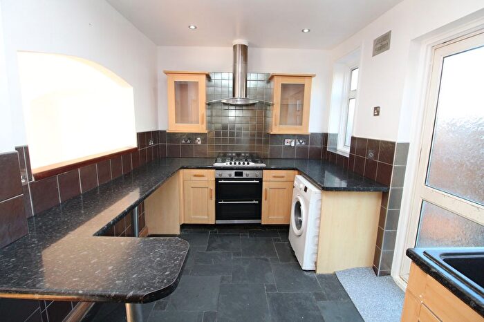2 Bedroom End Of Terrace House To Rent In Churchdown, Bromley, BR1