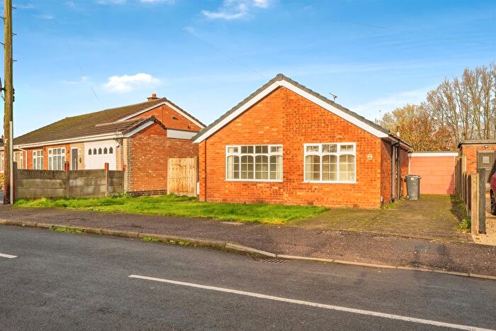 2 Bedroom Detached Bungalow For Sale In Ford Way, Rugeley, WS15