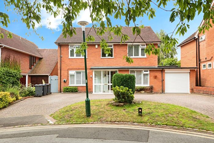 4 Bedroom Detached House For Sale In Eymore Close, Birmingham, B29