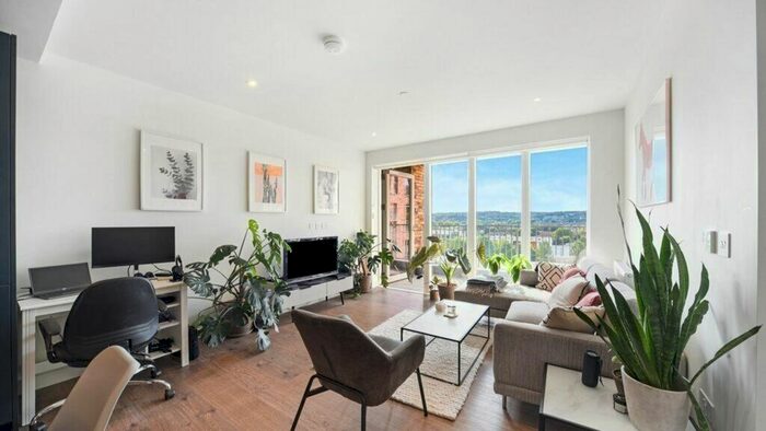 1 Bedroom Flat To Rent In Alington House, Clarendon, N8