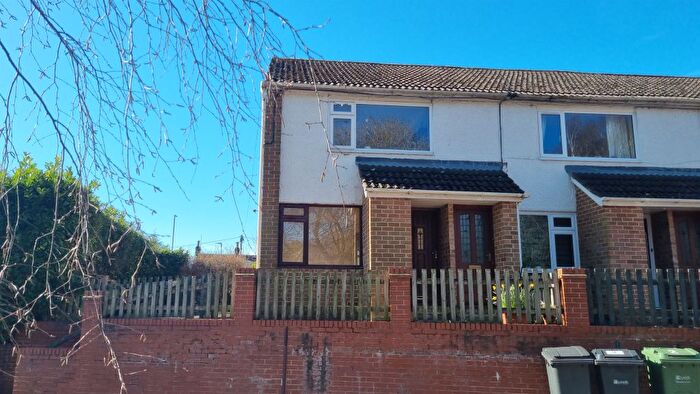 1 Bedroom Flat For Sale In Salisbury Mews, Horsforth, Leeds, LS18