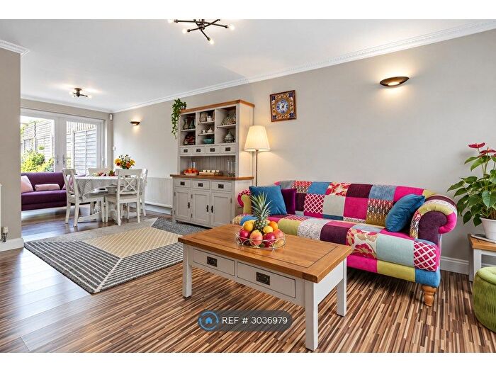 3 Bedroom End Of Terrace House To Rent In Falstones, Basildon, SS15