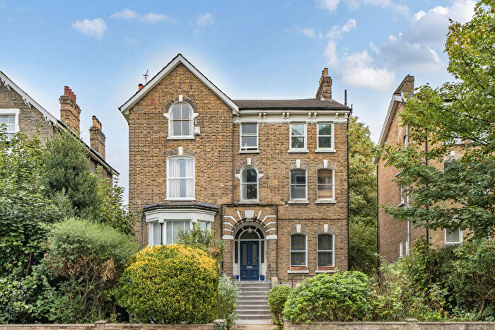 1 Bedroom Apartment For Sale In Manor Park, London, SE13