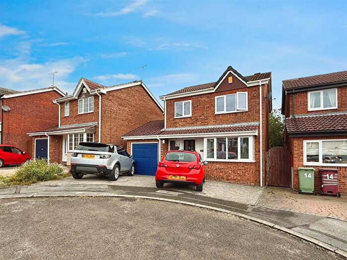 3 Bedroom Detached House For Sale In Rother Croft, New Tupton, Chesterfield, S42