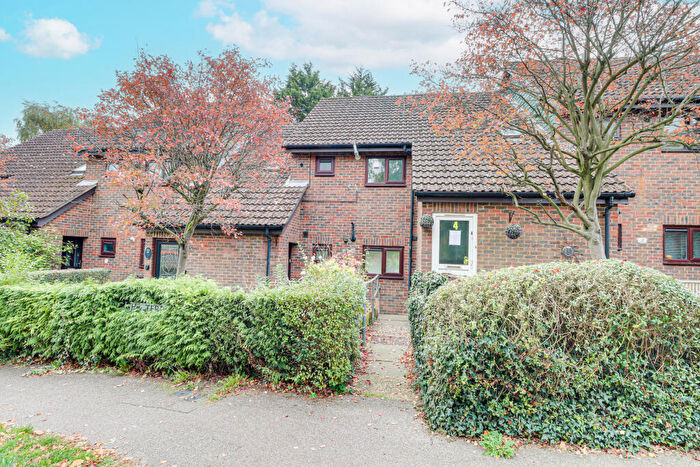 2 Bedroom Flat To Rent In The Terrace, Redbourn, AL3