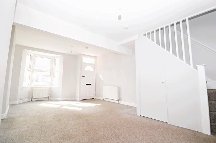 2 Bedroom Terraced House To Rent In White Hart Road, London, SE18