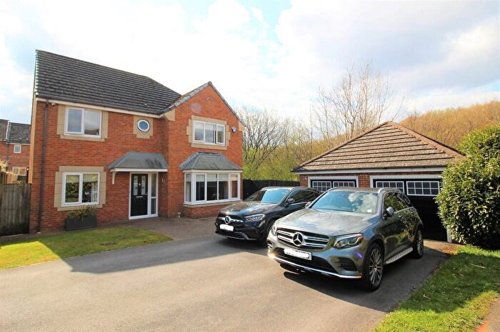 4 Bedroom Detached House For Sale In Swallow Fold, Simmondley, Glossop, SK13