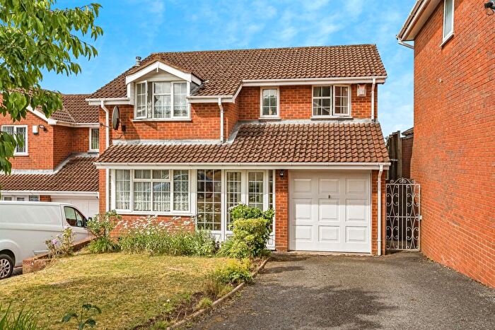 4 Bedroom Detached House For Sale In Aintree Way, Dudley, DY1