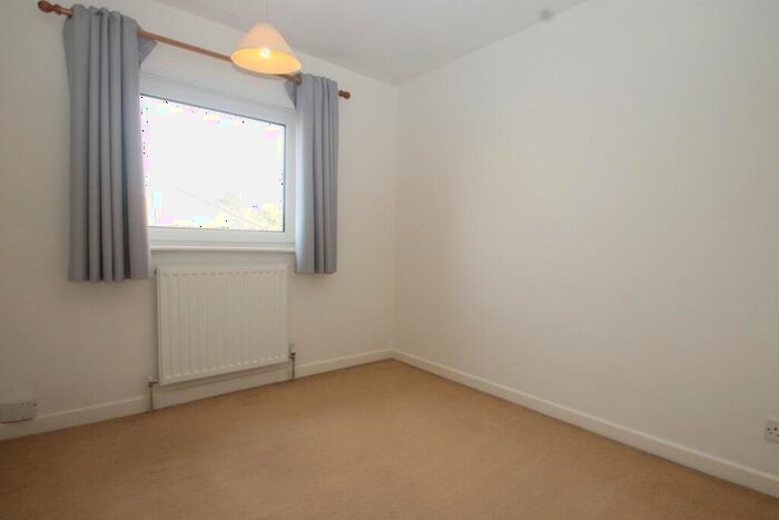 4 Bedroom Terraced House To Rent In Sparrow Drive, Orpington, BR5