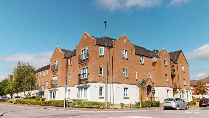 1 Bedroom Flat For Sale In Waun Ddyfal, Heath, Cardiff, CF14