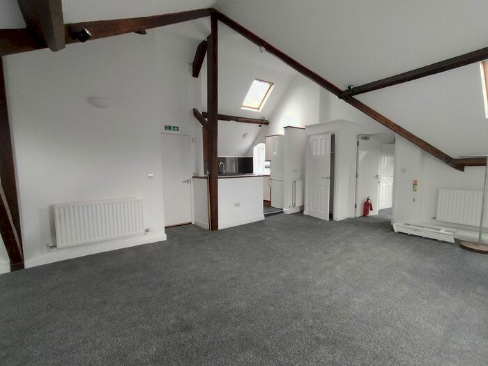 3 Bedroom Flat To Rent In Bank Street, Keswick, CA12