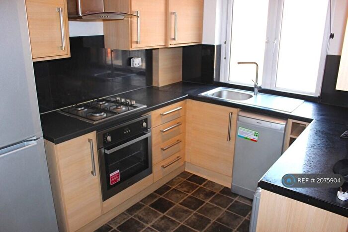 2 Bedroom Maisonette To Rent In Greenhill Way, Harrow, HA1