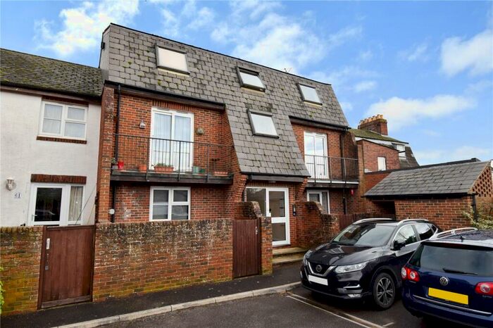 1 Bedroom Apartment To Rent In New Park Street, Devizes, Wiltshire, SN10