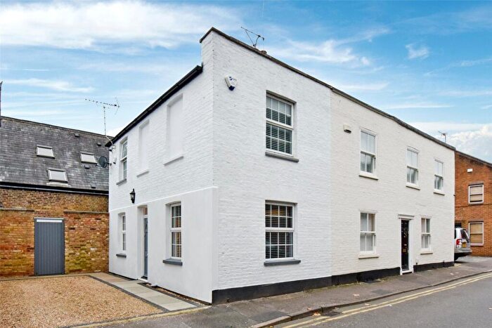 2 Bedroom Semi-Detached House To Rent In Russell Street, Windsor, Berkshire, SL4