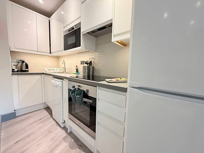 1 Bedroom Flat To Rent In High Road, Wembley, HA9