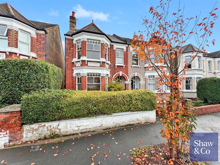 4 Bedroom Semi Detached House For Sale In Witham Road, Isleworth, TW7