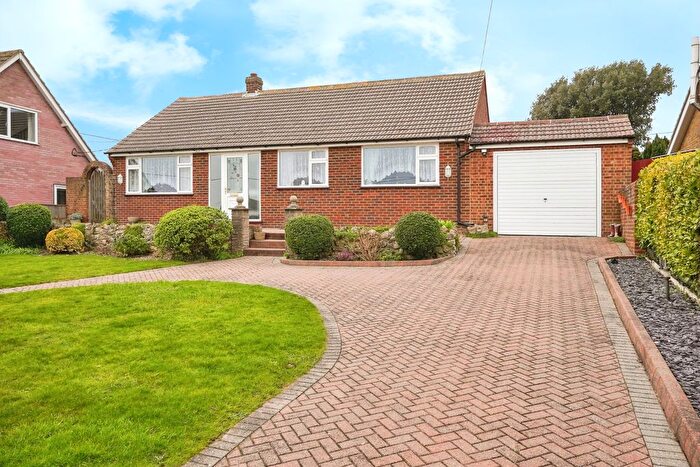 3 Bedroom Bungalow For Sale In St. Vincent Road, St. Margarets, Dover, Kent, CT15