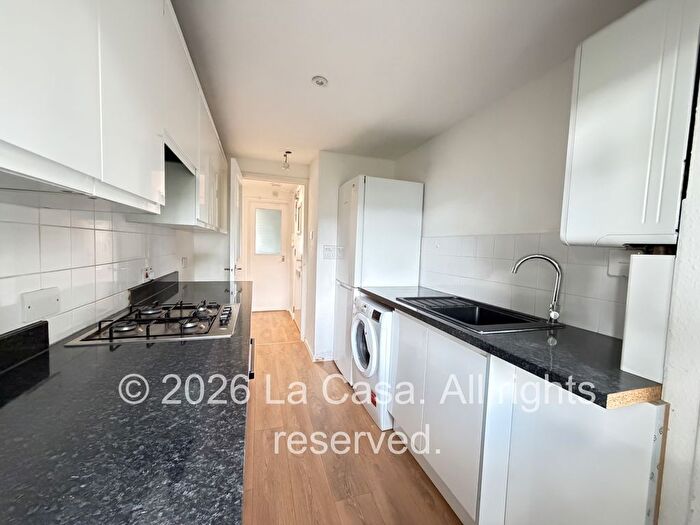 1 Bedroom Flat To Rent In Stanford House, West Wickham, West Wickham, Kent, BR4