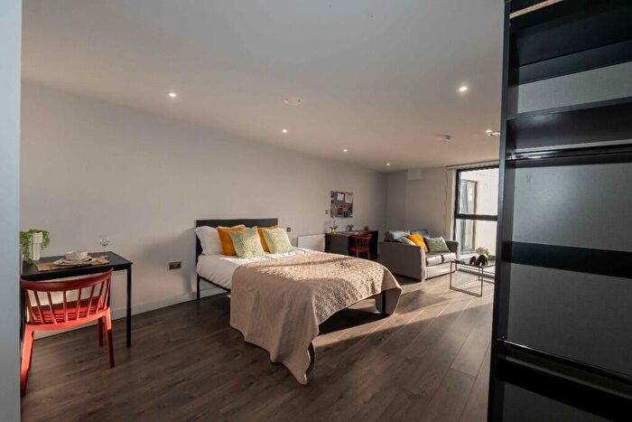 Studio To Rent In Low Hill, Liverpool, Merseyside, L6