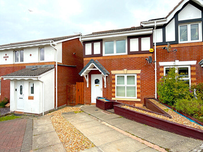 3 Bedroom Semi Detached House To Rent In L East Kilngate Rigg, Edinburgh, EH17