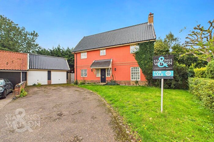 4 Bedroom Detached House For Sale In Linden Court, Eye, IP23