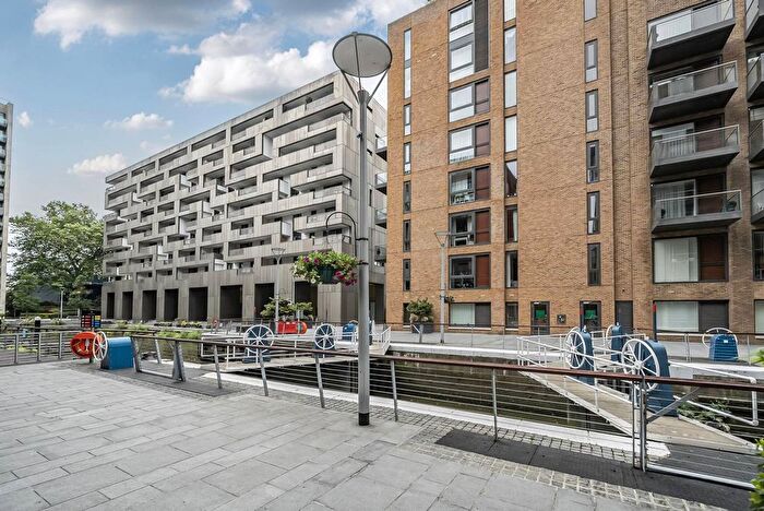 1 Bedroom Flat For Sale In Hirst Court, Pimlico, London, SW1W