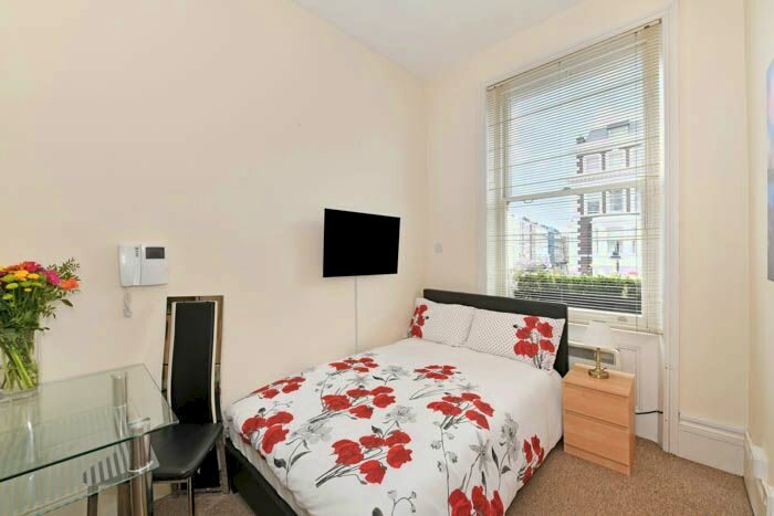 Studio To Rent In Cromwell Road, London, SW7