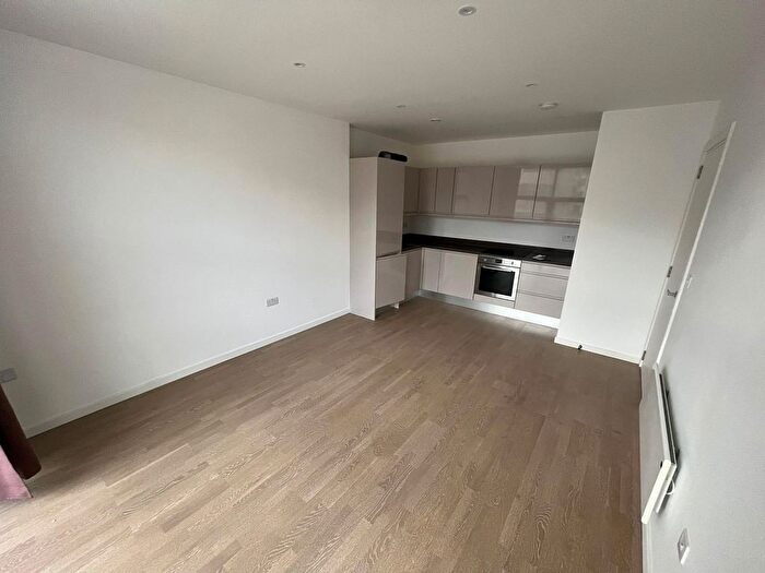 1 Bedroom Flat To Rent In Silbury Boulevard, Milton Keynes, MK9