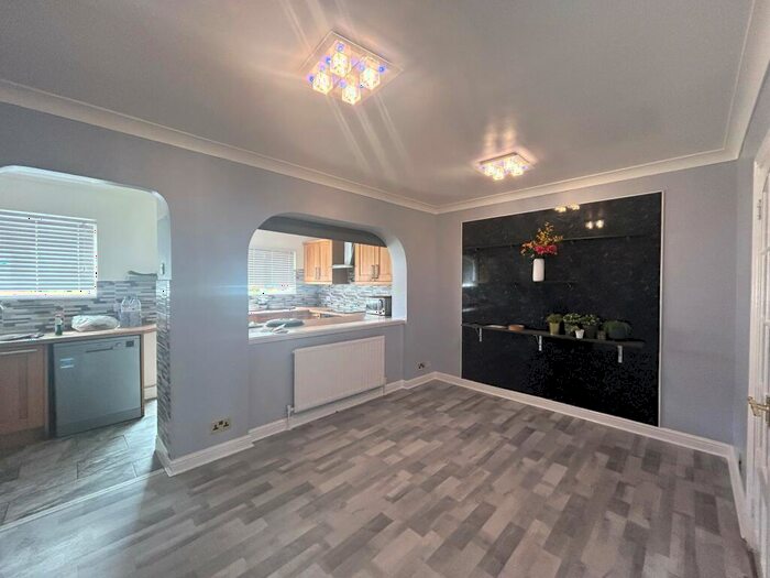 3 Bedroom House To Rent In Marston Avenue, Dagenham, RM10