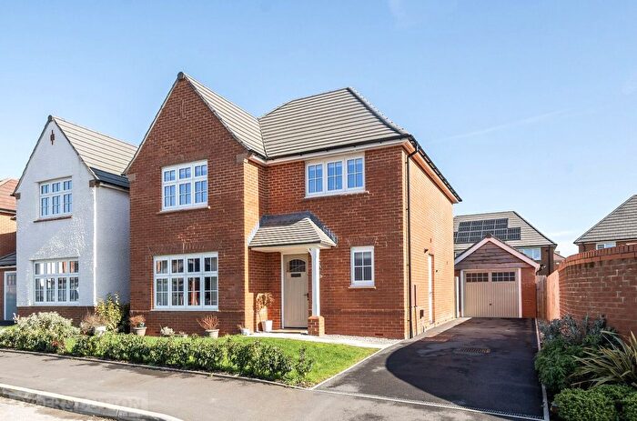 4 Bedroom Detached House For Sale In Dunning Drive, Royton, Oldham, Greater Manchester, OL2