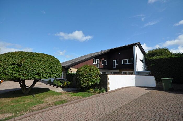 8 Bedroom Detached House To Rent In Oxhey Lane, Pinner, HA5