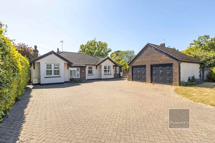 5 Bedroom Detached Bungalow For Sale In Keswick Road, Norwich, NR4