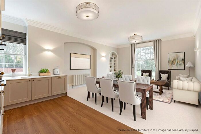 1 Bedroom Apartment For Sale In The Manor At Arden Lawn, Henley-in-Arden, Warwickshire, B95