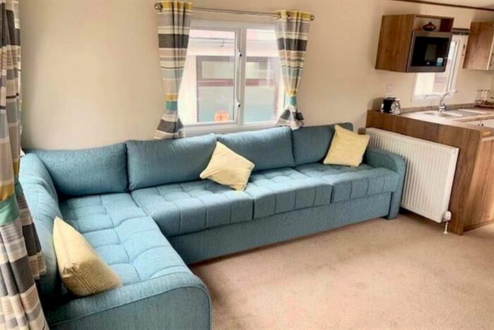 2 Bedroom Mobile/park Home For Sale In Talybont, LL43