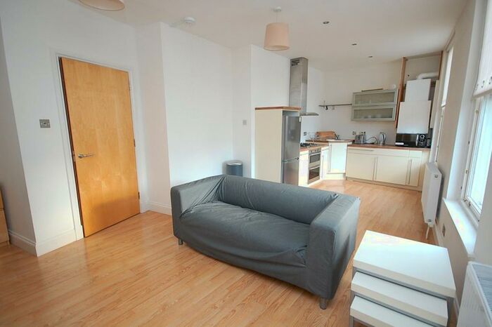 2 Bedroom Flat To Rent In Crimon Place, City Centre, Aberdeen, AB10