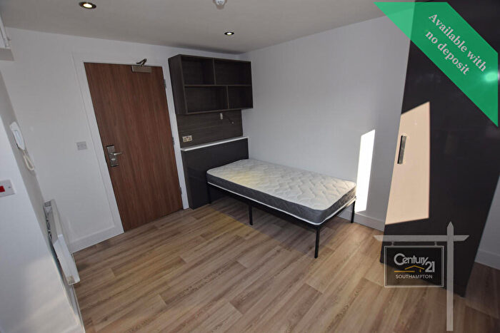 Apartment To Rent In |Ref: |, Fairchild House, Southampton Street, Southampton, SO15