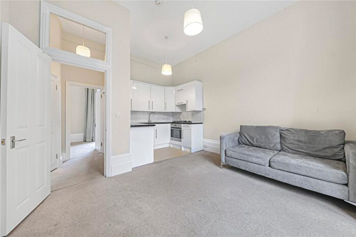1 Bedroom Apartment To Rent In Carlton Hill, St. John's Wood, London, NW8